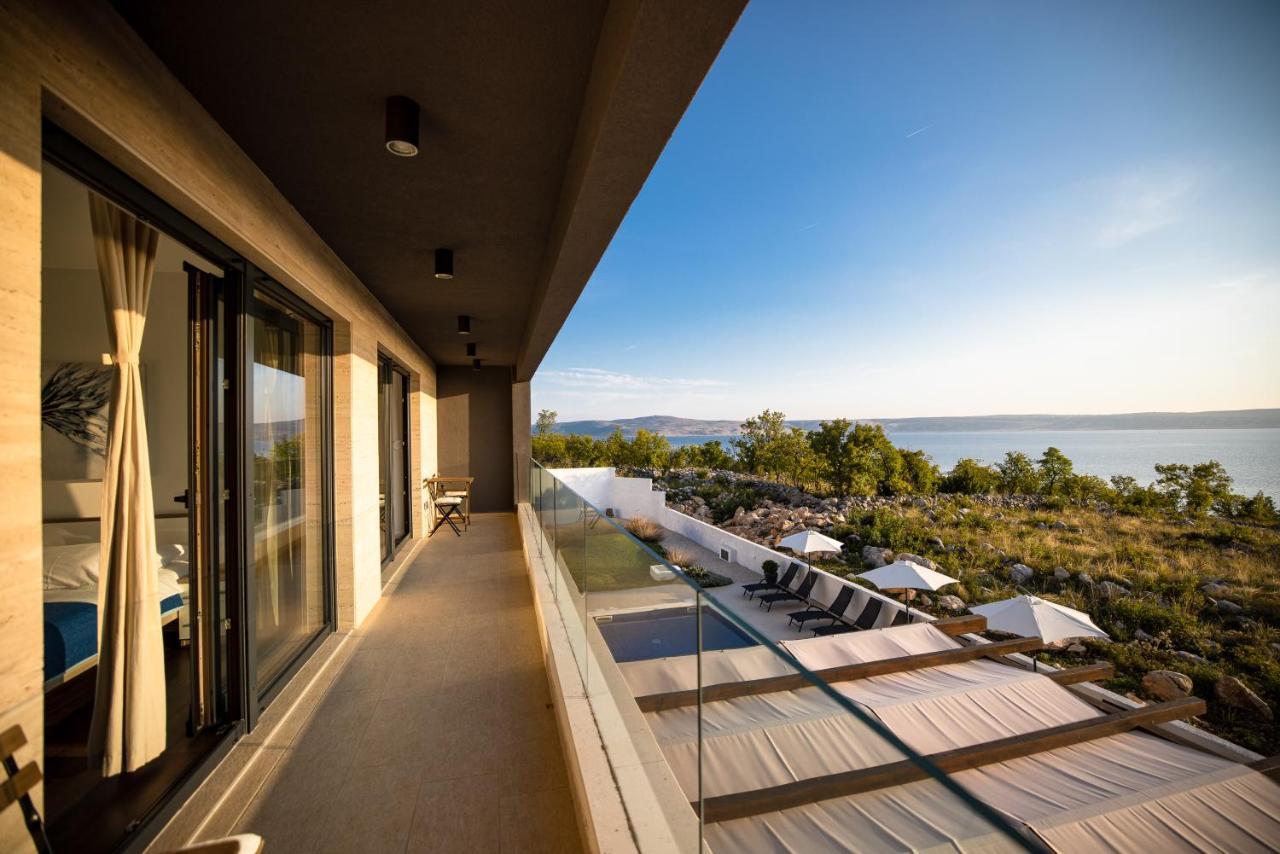 Villa Royal Promons - Heated Pool Starigrad Paklenica Exterior foto